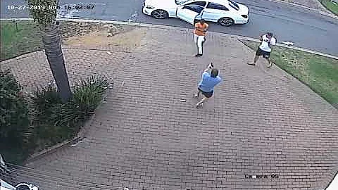 SOUTH AFRICA | Armed hold up/ Robbery  goes wrong for thief ...