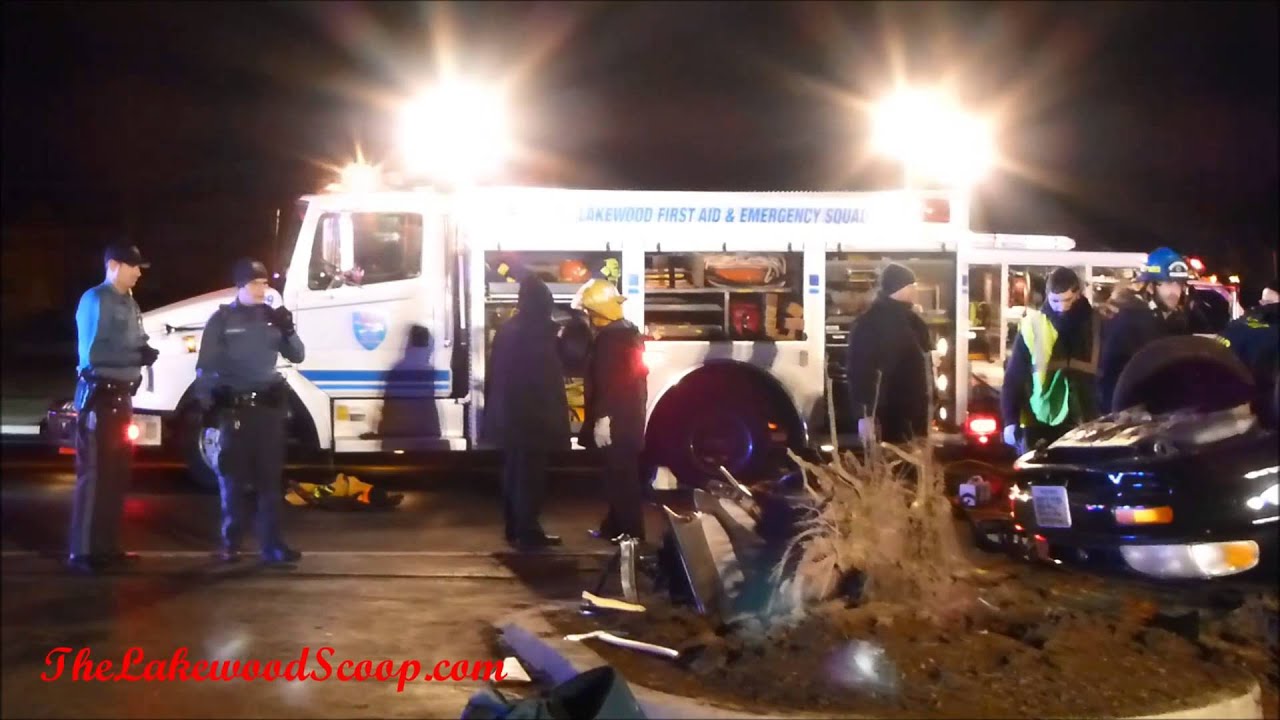 Driver Overturns Extricated Lakewood Rt 88 EMS LFA Hatzolah
