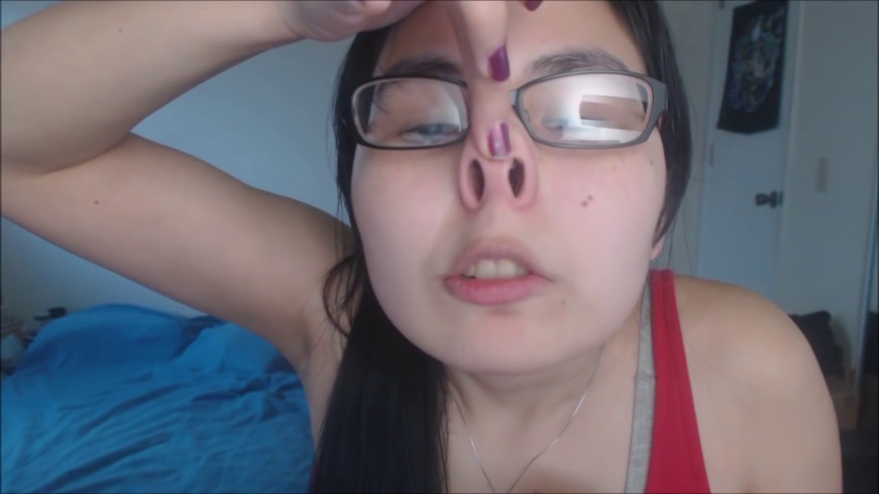 Cassie Dawn Plays With Her Nose Youtube