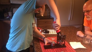 American Button Machines - Making our first button!