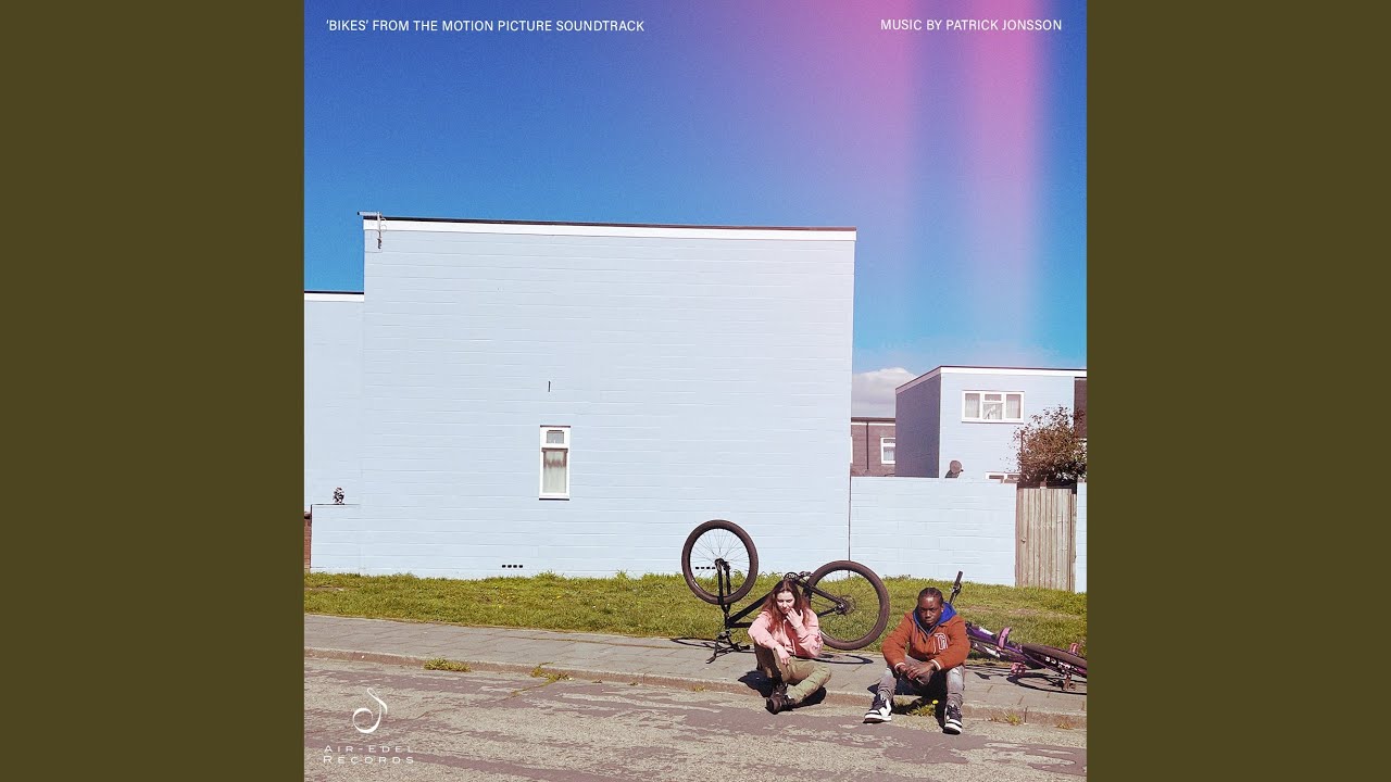 Bikes adlı videoyu YouTube'da izle Bikes adlı videoyu YouTube'da izle