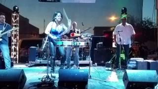 shelly lares ganas de besarte 5 24 15