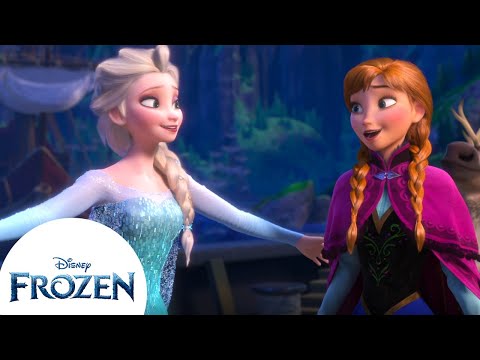 Elsa and Anna Celebrate SUMMER in Arendelle | Frozen