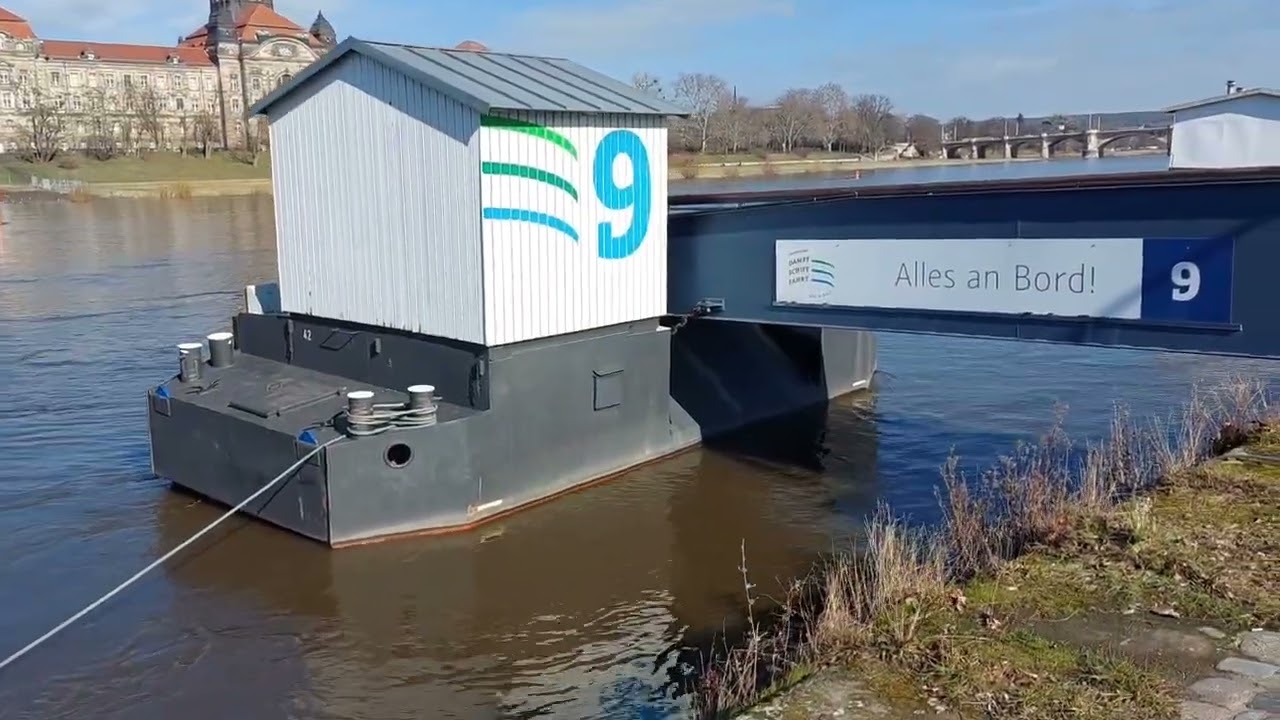 Hochwasser und Bombenverdacht an der Carolabrücke in Dresden | Update 2.3.26