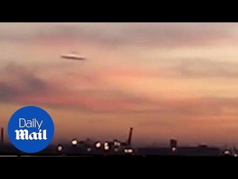 Video: UFO'er Er Set Over Cherkasy-regionen I Flere Dage I Træk - Alternativ Visning