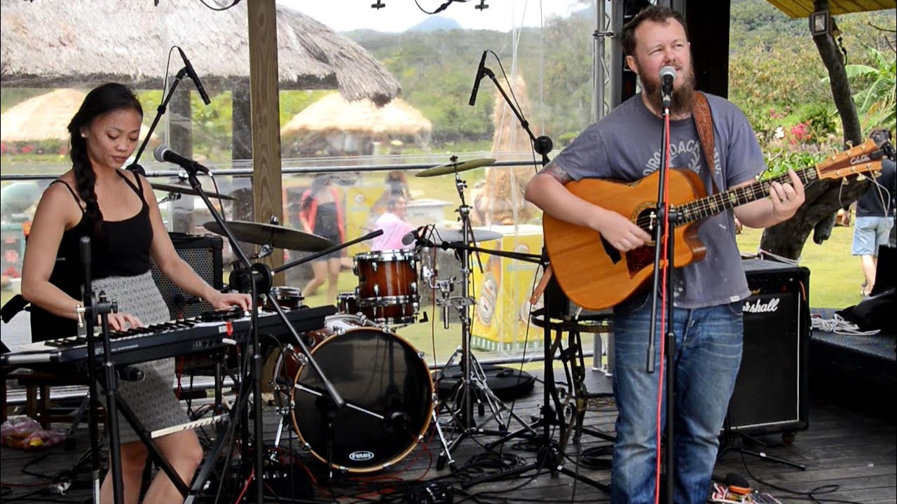 The Bollands - Distort The Truth @ Grass Roots Music Festival (May 06, 2014)