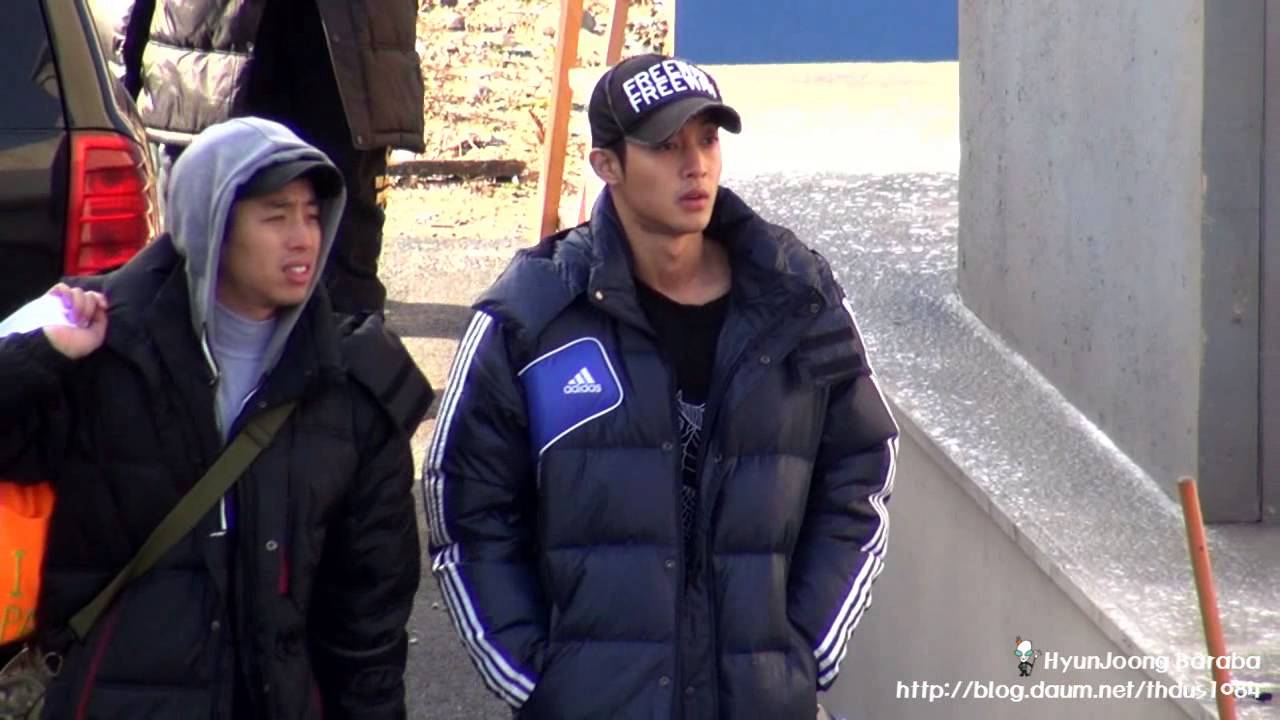 13 11 28 김현중 KimHyunJoong 감격시대 마석세트장 출근 & 점심식사