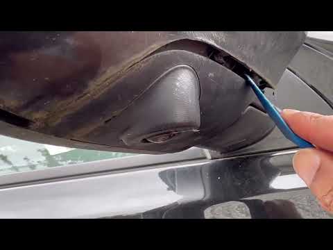 Nissan Qashqai  wing mirror cover removal for painting.