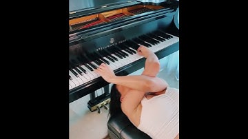 Thumbnail of Lola Astanova - Upside Down. A little weekend fun  )