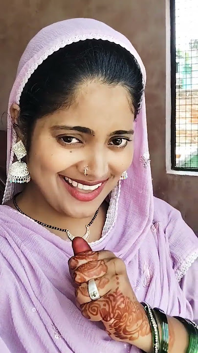 palke jhukaun