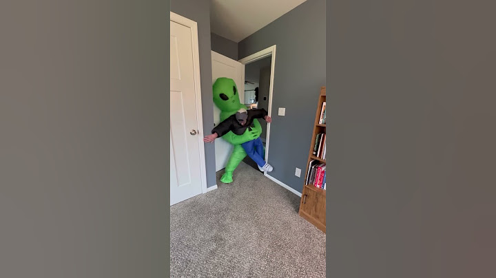 OMG alien catch me #shorts #viral #alien #trending