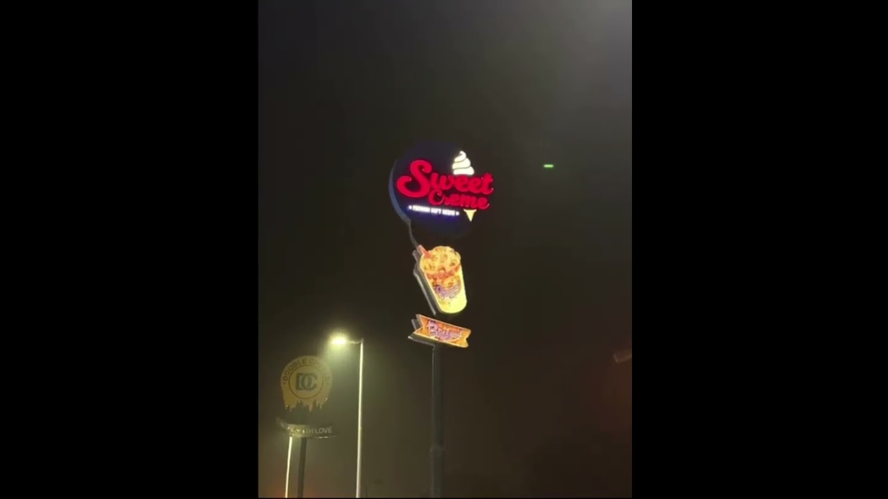 Sweet creme ice cream shop Multan, Pakistan 