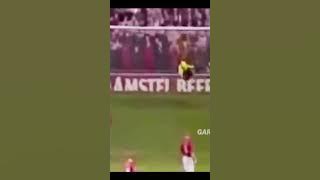 tendagan keras yang sangat mematikan #batistuta