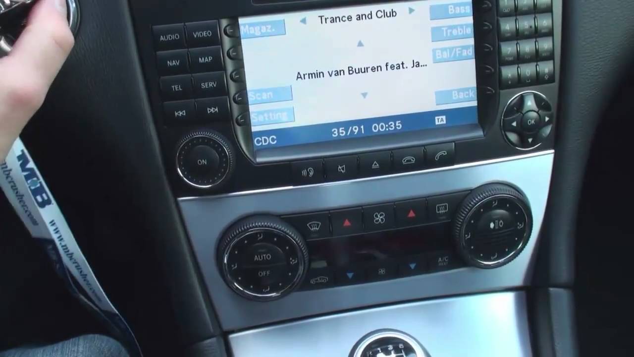 Mercedes w203 Sport Coupe / Car audio + ampilifier + bassbox 