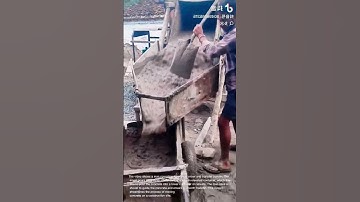 Concrete Mixing Made Easy: Efficient Transfer System in Action