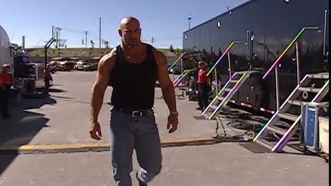 Goldberg Makes His Return To WCW Nitro Arena 29th May 2000
