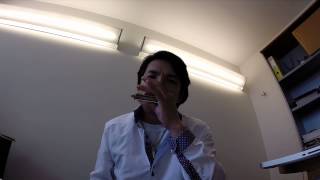 Bonny B. plays he's '' Train station blues '' Harmonica G chords