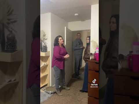 Public freakout   Heated Argument Between Roommate and Roommates Mom