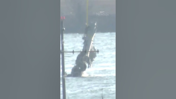 Crews recover portion of jet in Washington plane crash