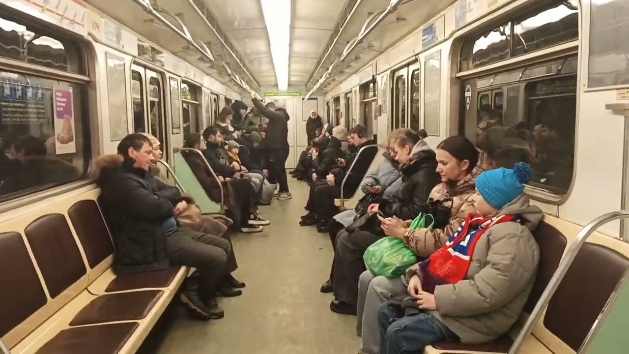 Вагон 81-717 ЛВЗ №8765. Лампы ЛПВ-01, Бирюзовый пластик!