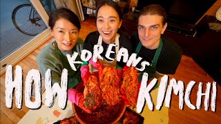 How Koreans Kimchi by Doobydobap 382,420 views 5 months ago 15 minutes