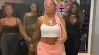 Ludmilla canta beyonce e pede pra ela liberar os direitos por favor 🤣❤️🙏 ludmilla melhor pessoa kkk