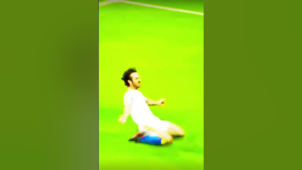 The longest knee slide ever? 😂 YouTube