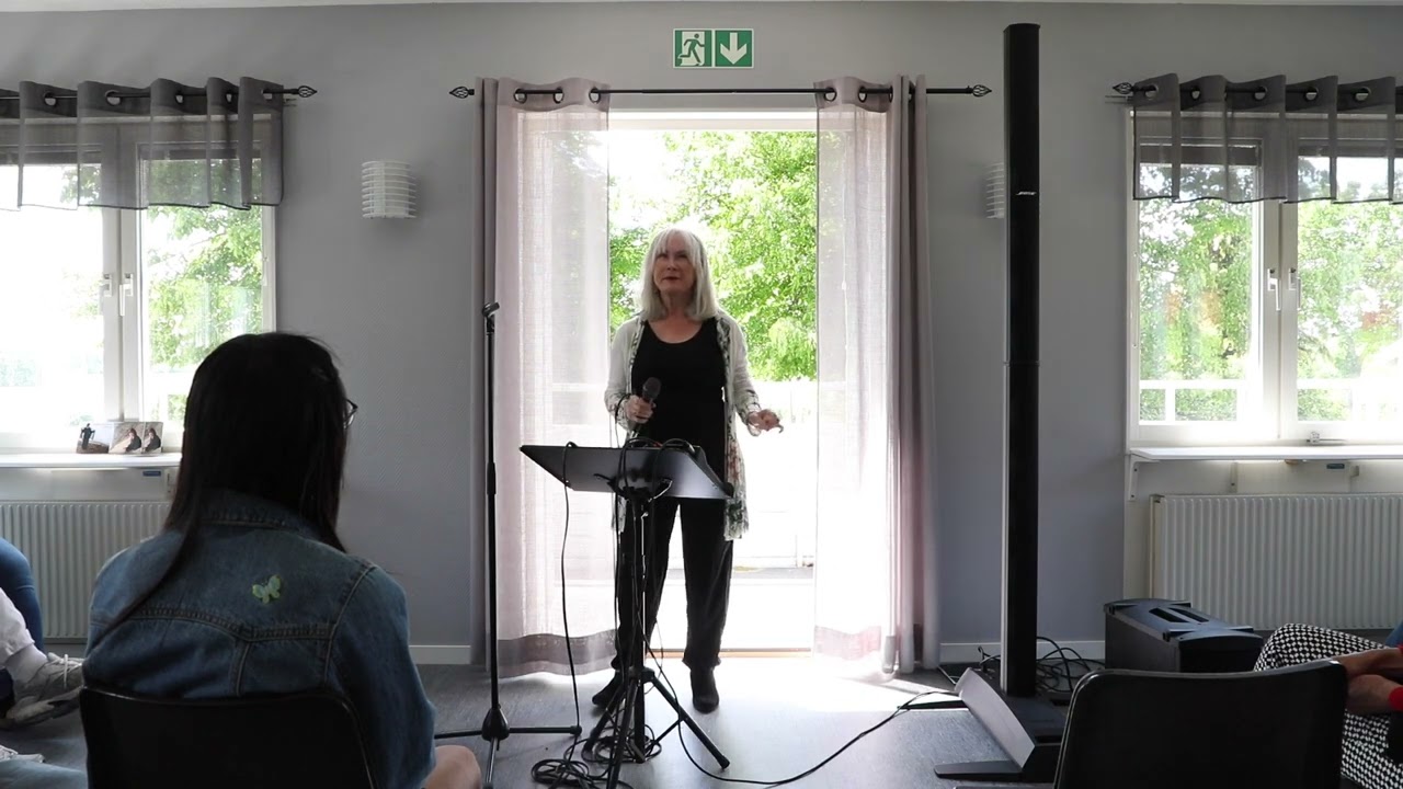 Deborah Henriksson sings "Shine" - recorded live from a House Concert in Sweden, June 2023