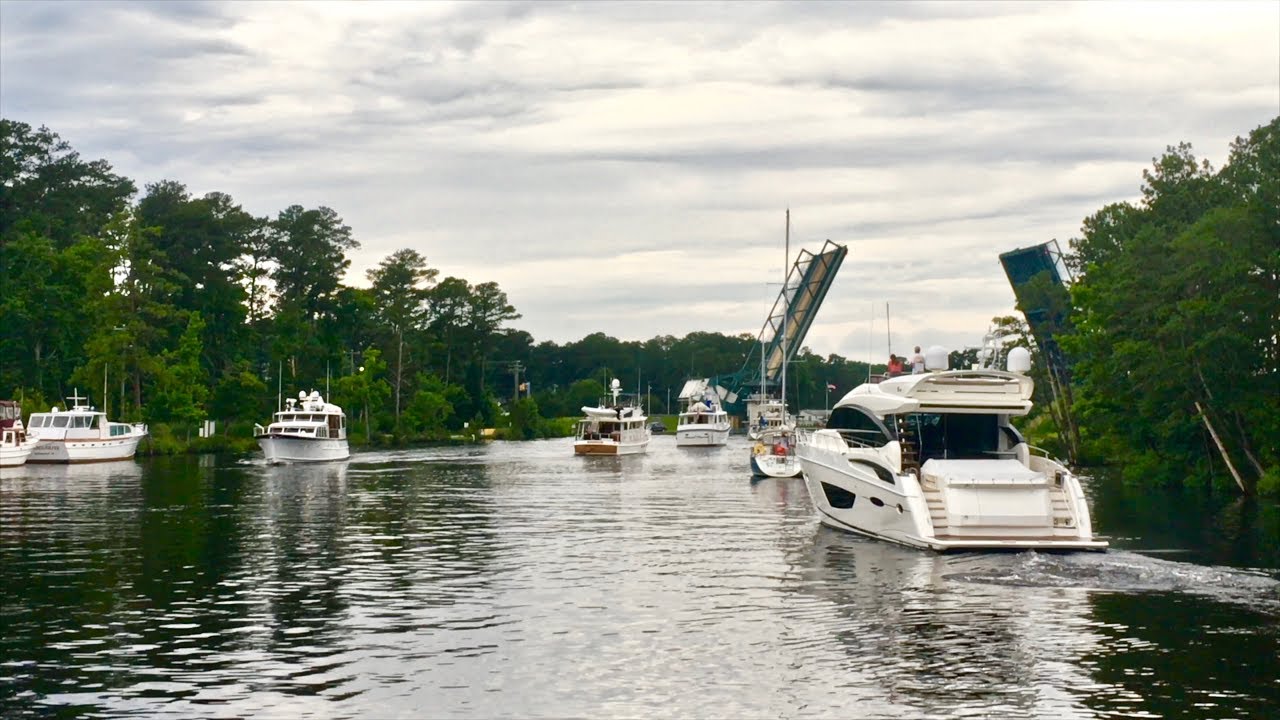 BOAT TRAFFIC JAM!!