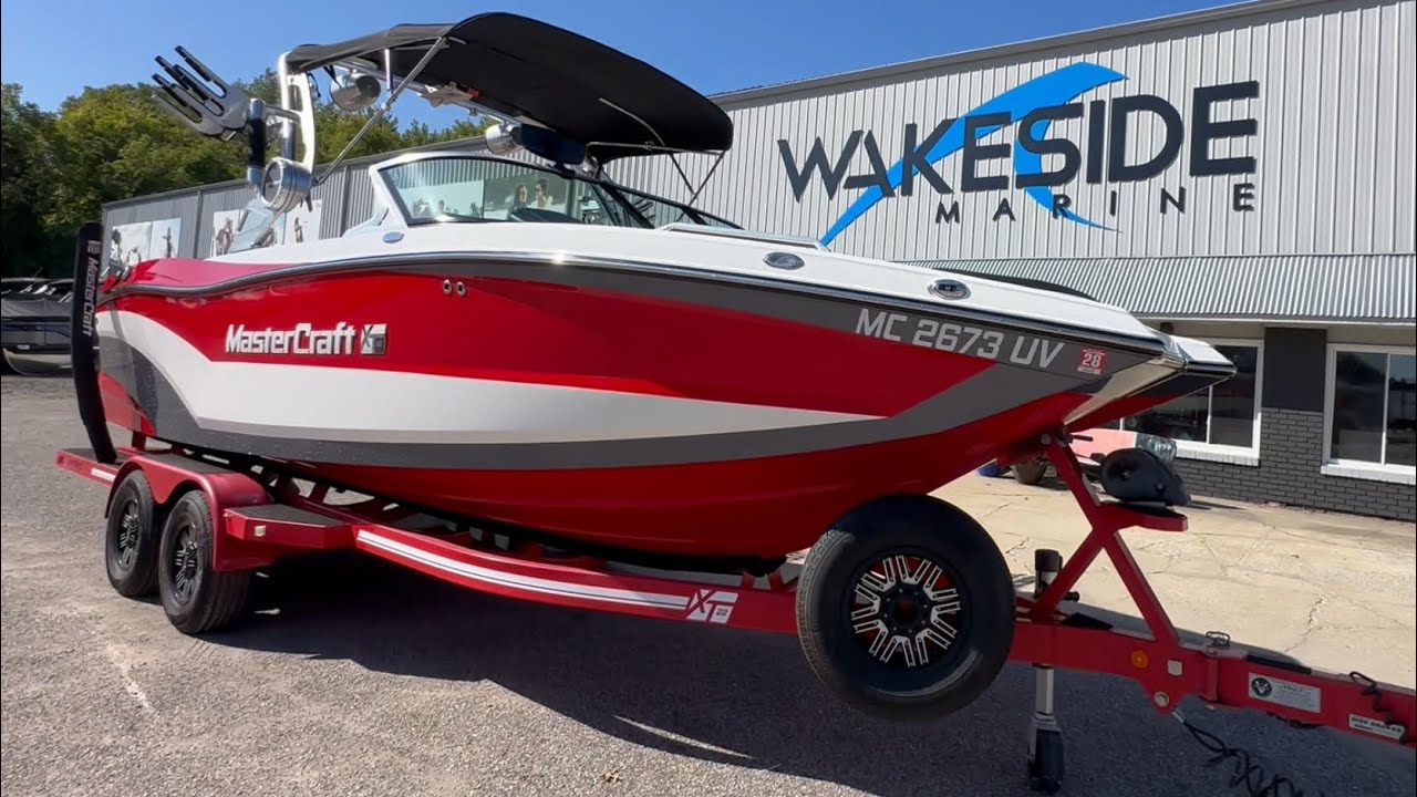 2018 MasterCraft XT22 50th Anniversary with Gen 2 Surf System | Stock ID 7922