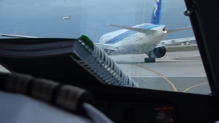 Heavy Traffic at JFK : SWISS A330-300 Cockpit Takeoff at New York