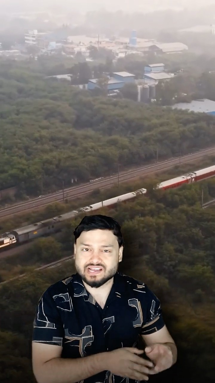 TRAIN That Was LATE By 35,000 HOURS or 1,460 DAYS - FactTechz Short AMAZING FACTS Show #shorts