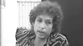 Bob Dylan — Martha Quinn interview. Wembley Stadium (Backstage), London. 7th July, 1984.