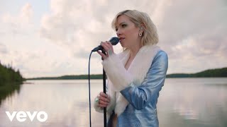 Carly Rae Jepsen - The Sound (Live In Lapland, Finland)