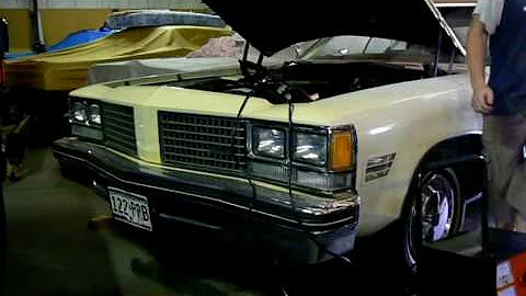 1976 Oldsmobile Ninety Eight Regency cold start