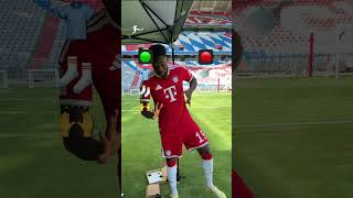 Šviesa su Alphonso Davies