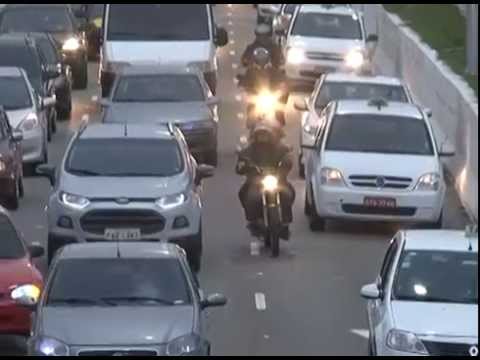 Acidentes de trânsito Acidentes de trânsito