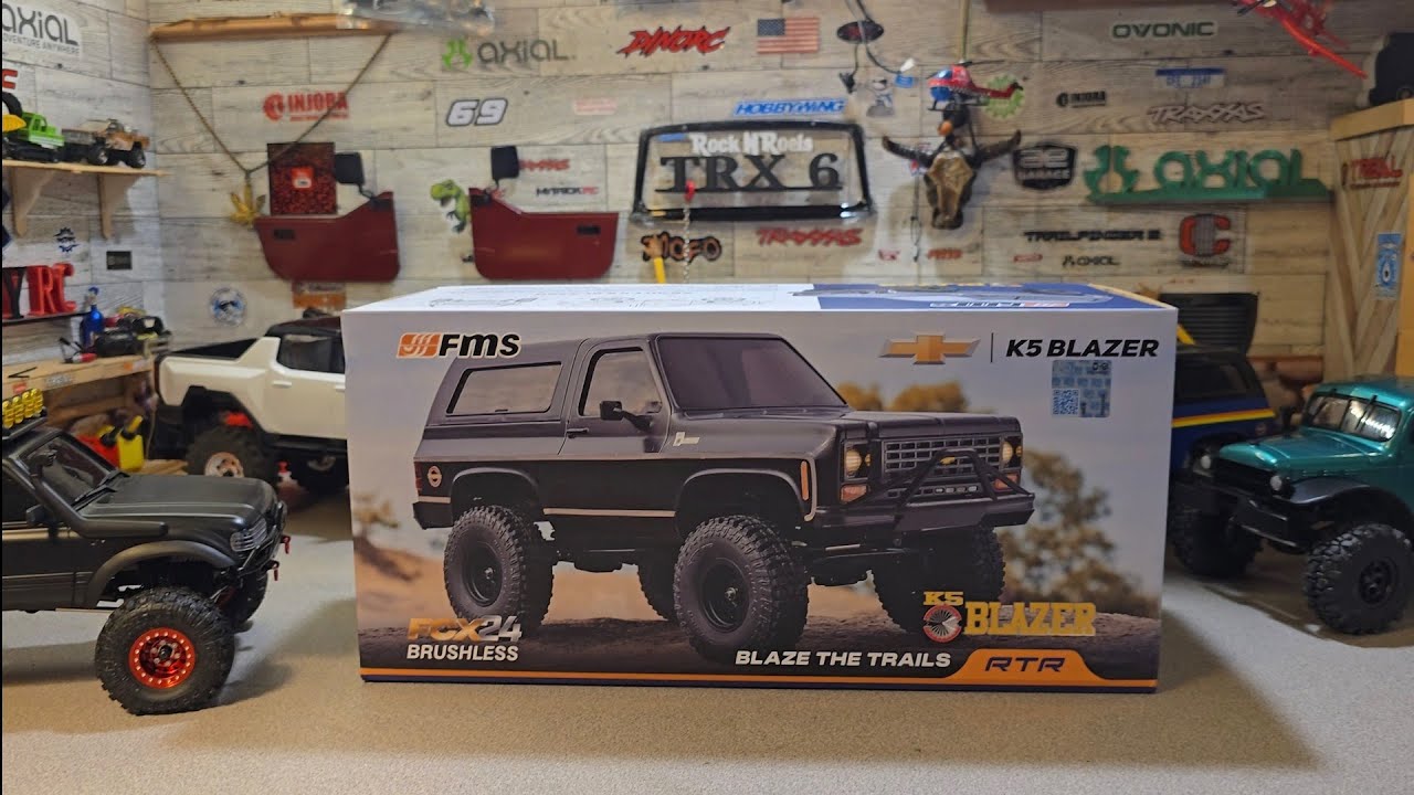 New FMS FCX24 BLACK K5 BLAZER UNBOXING. - YouTube