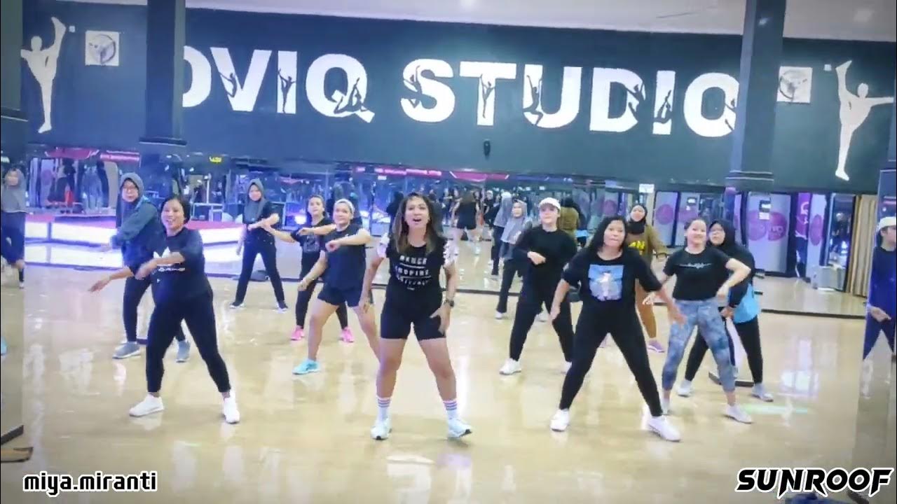 SUNROOF // koreo zumba mudah // bakar kalori mudah // dance cardio