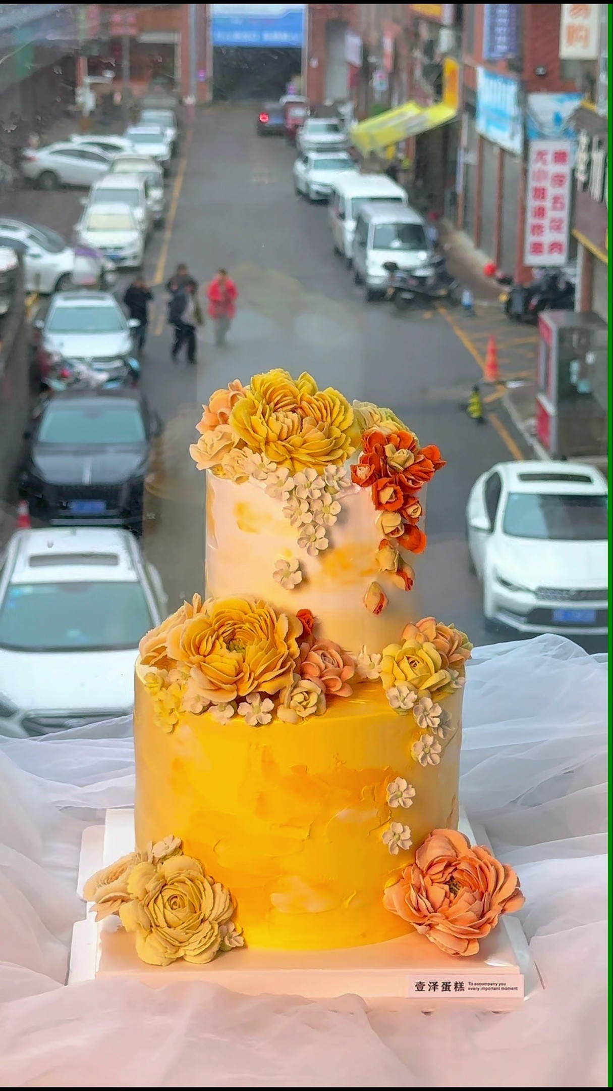 The process of making red bean paste cake with decoration in autumn and winter #shorts