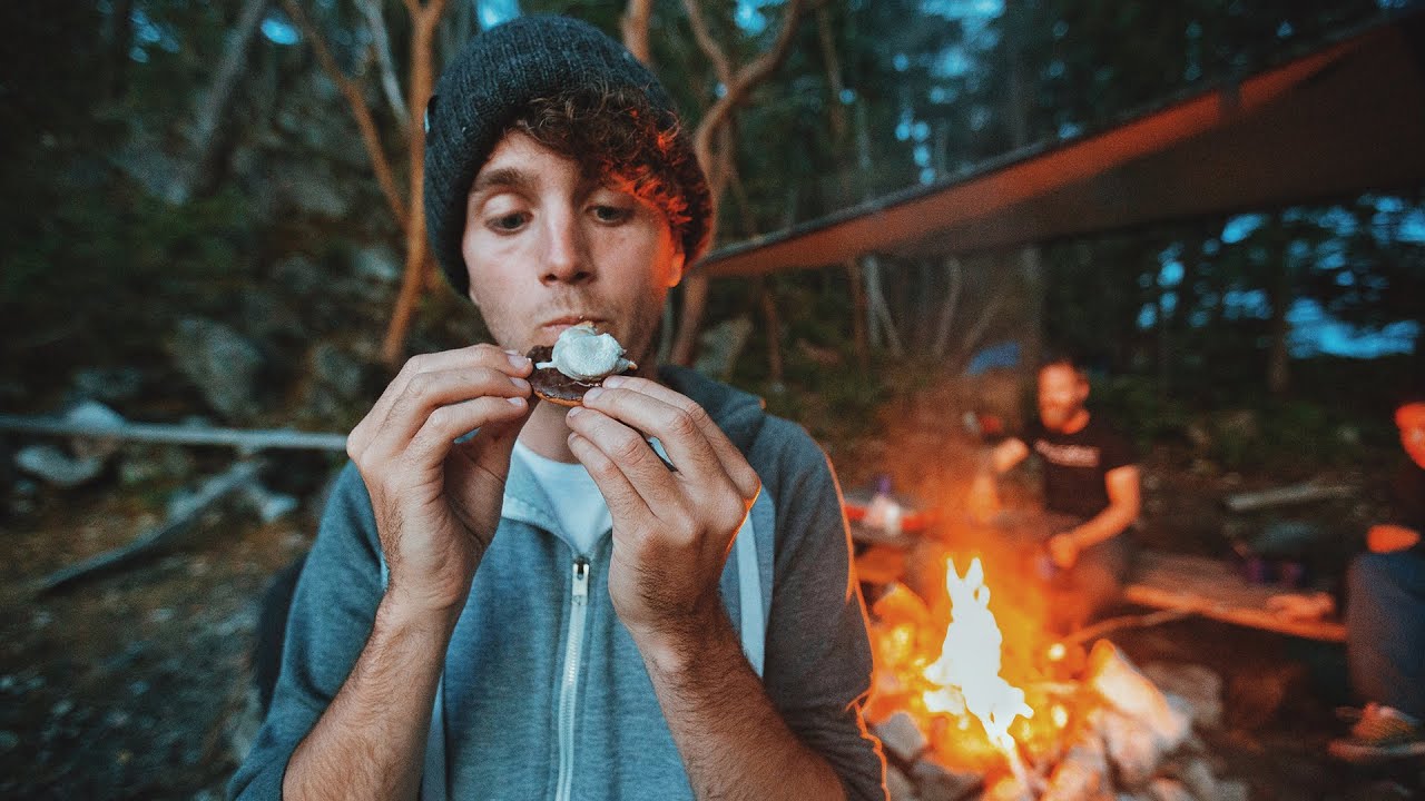 CAMPFIRE & S’MORES in CANADA | 4 day kayak expedition