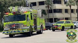 Palm Beach Gardens Fire Rescue Responding Urgently To a Elementary School Fire!
