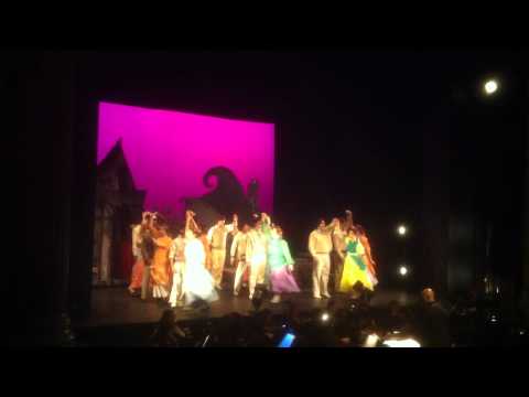 Ruddigore 2011: Welcome Gentry And Despard's Entrance