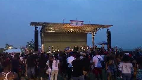 Sanway VR36 and KS28 line array  feedback in the USA 1