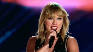Taylor Swift - Style Holy Ground Enchanted - Wildest Dream Live From Formula 1
