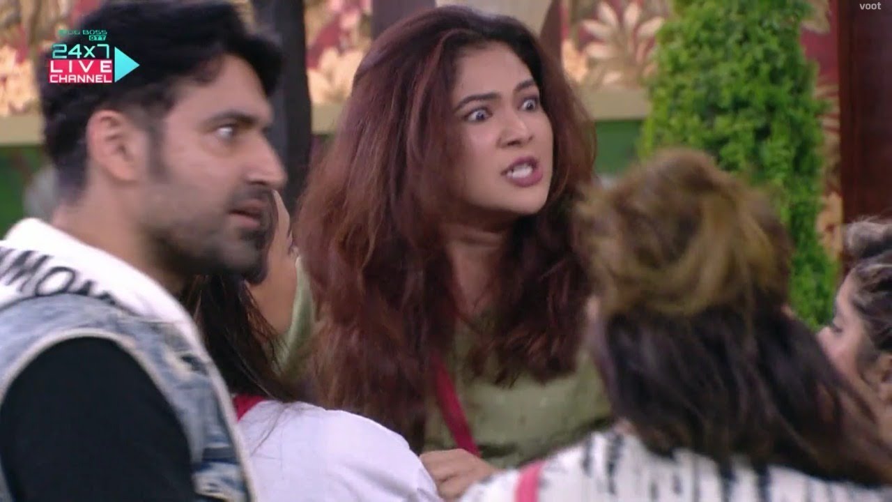 Bigg Boss OTT: Before PANCH'S Verdict - Ridhima Pandit Angry on Being Called KAAMCHOR by Pratik - YouTube