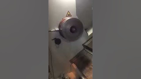 Cân bằng động mâm cặp máy CNC