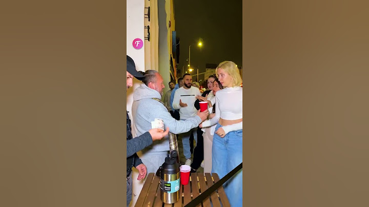 Surprising act of kindness on a city street #Fabiosa #viral #viralreels #fyp