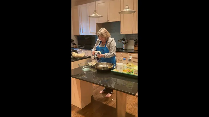 Barbara Moss Makes Latkes