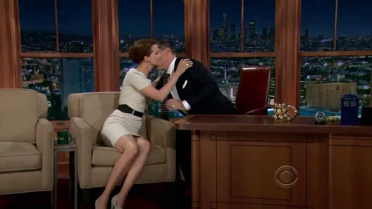 Craig Ferguson Andrea Osvárt 08/05/2013 - YouTube